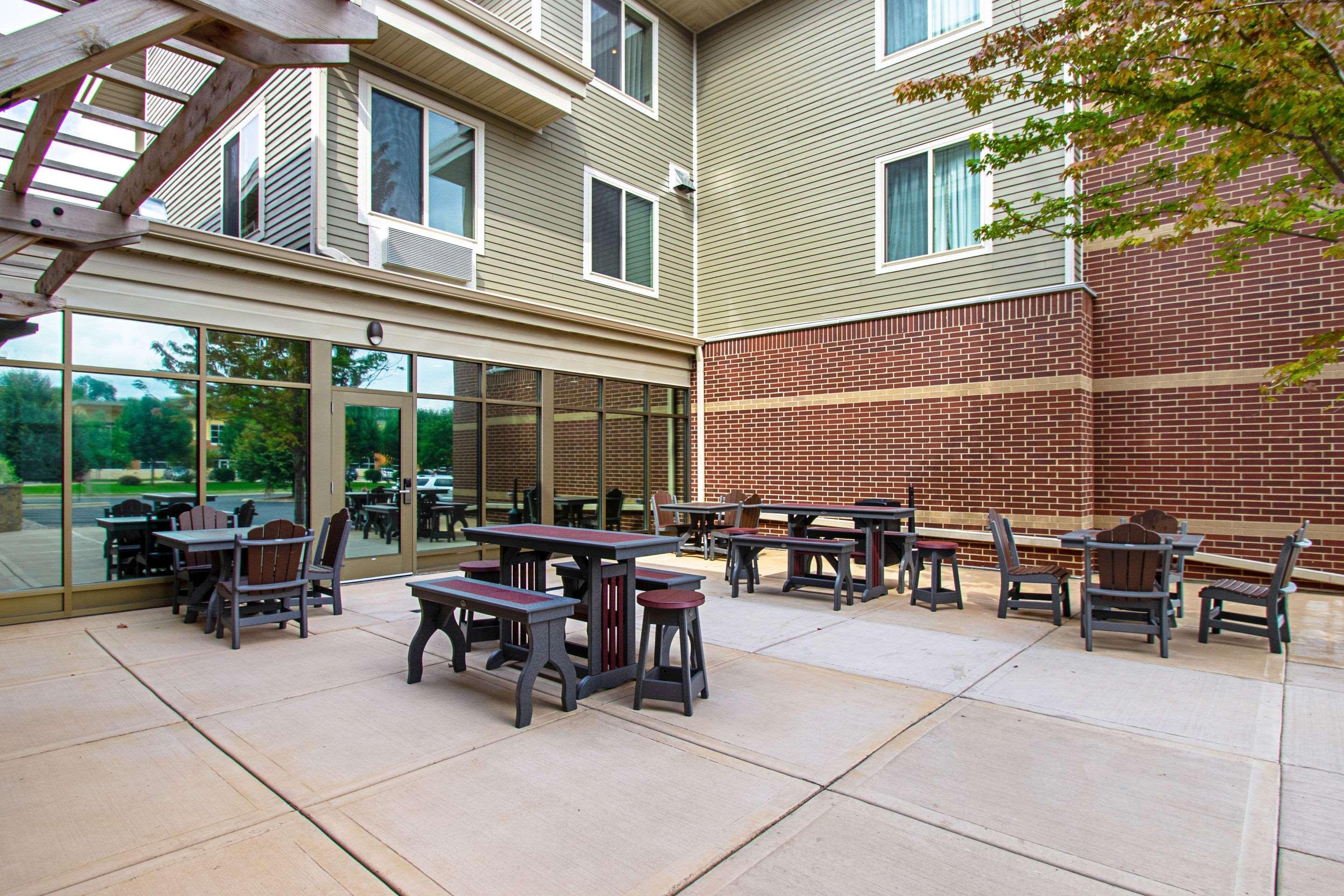 Sleep Inn & Suites Madison - Monona Exterior photo