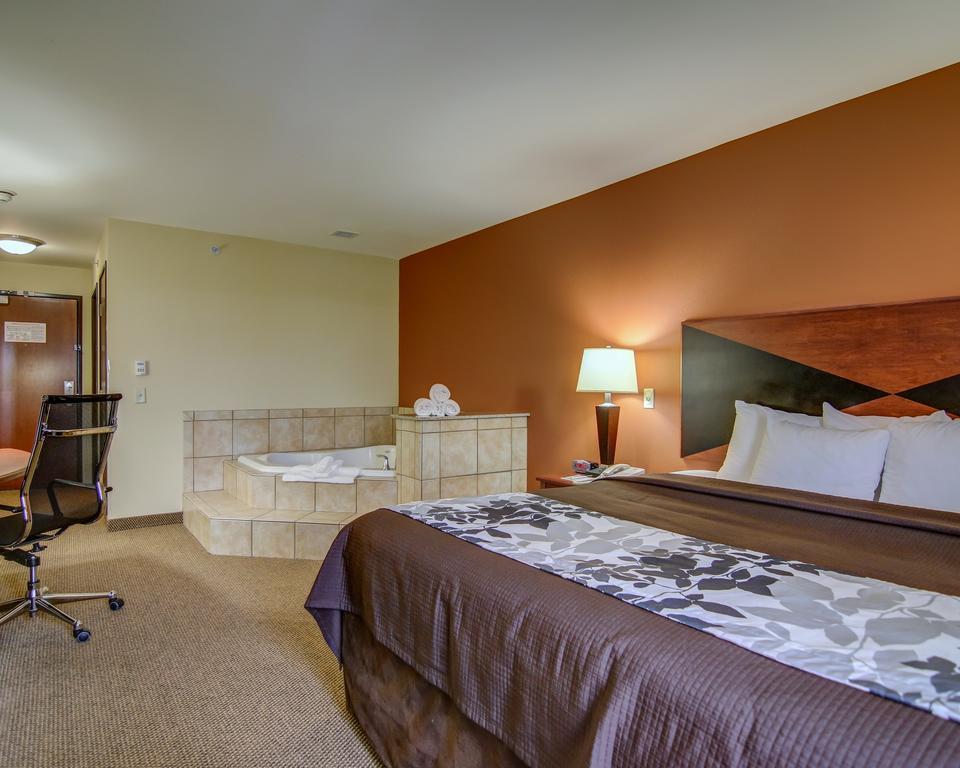 Sleep Inn & Suites Madison - Monona Exterior photo