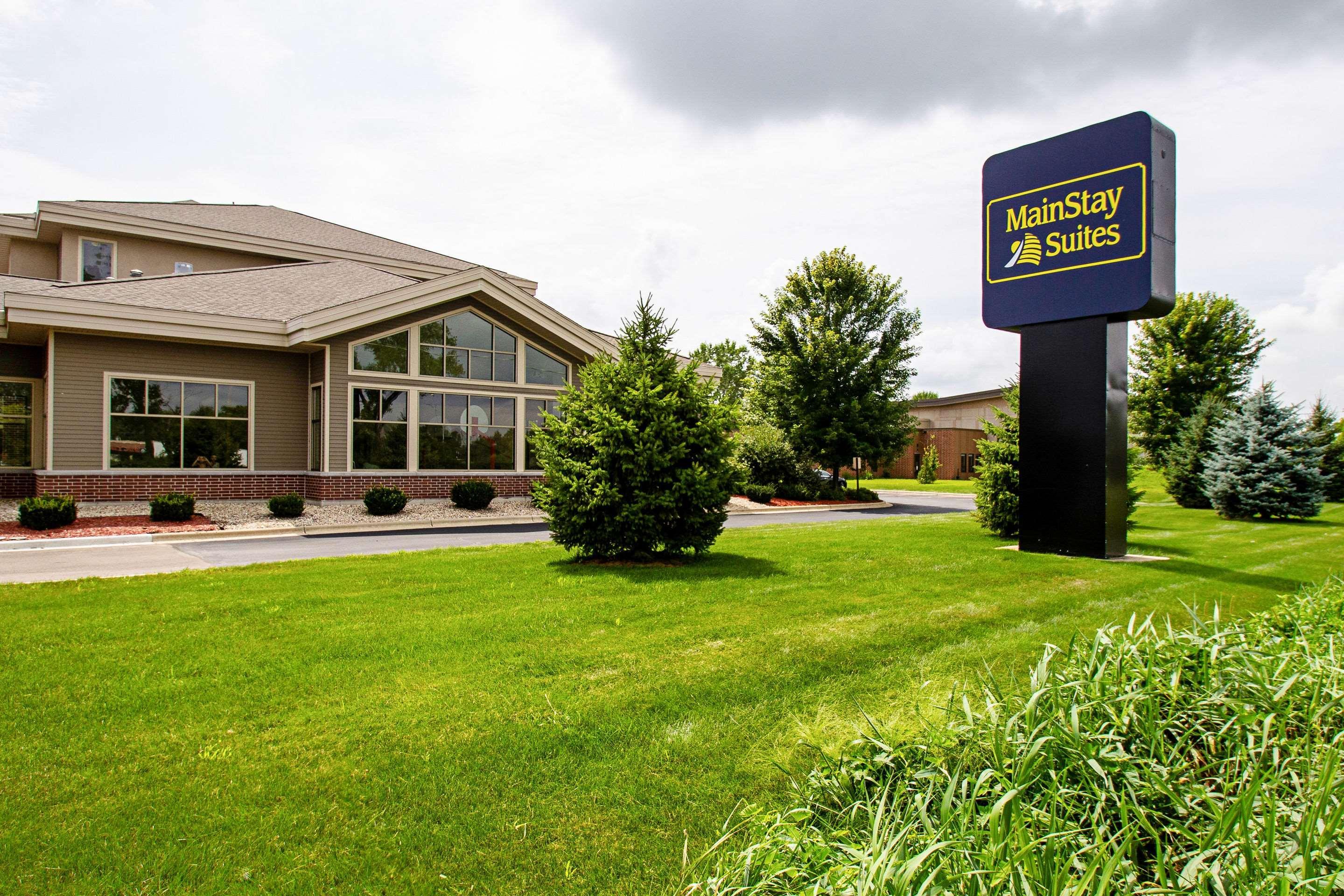 Sleep Inn & Suites Madison - Monona Exterior photo